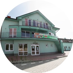 HOTEL ZELENÝ DVOR