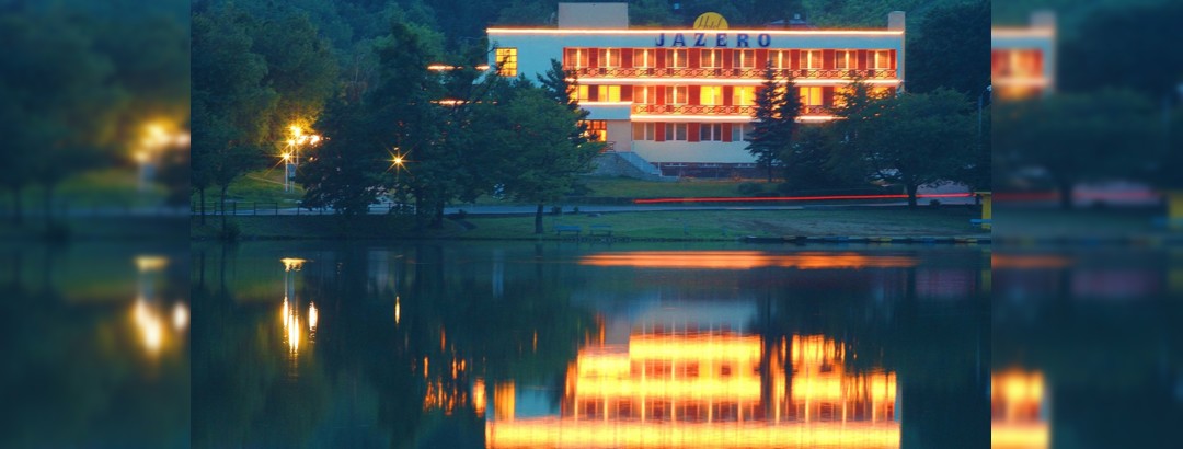 HOTEL JAZERO
