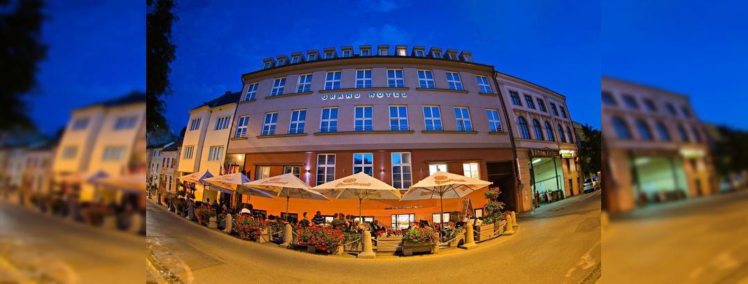 GRAND HOTEL