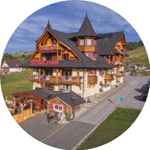WELLNESS PENZION STRACHAN